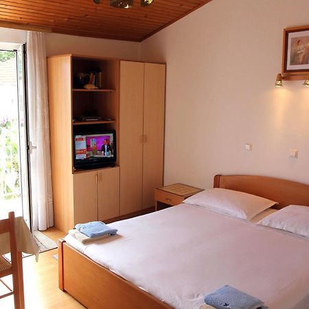 Apartments J&R Babara Biograd Na Moru Habitación foto