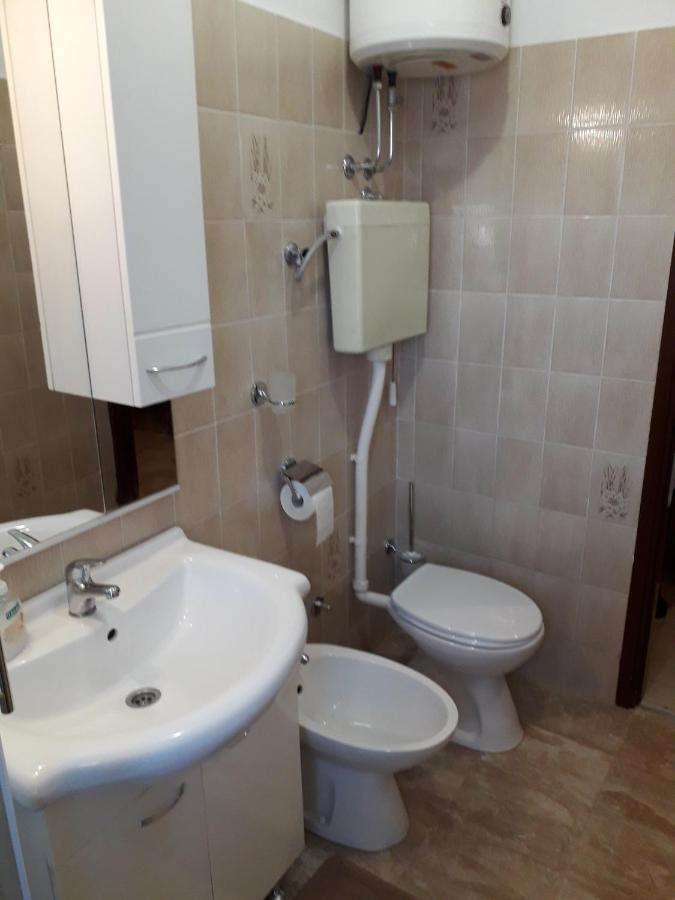 Apartments J&R Babara Biograd Na Moru Exterior foto